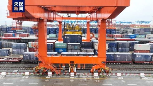 西部陸海新通道班列貨運(yùn)量突破50萬(wàn)標(biāo)箱，引領(lǐng)區(qū)域經(jīng)濟(jì)新增長(zhǎng)